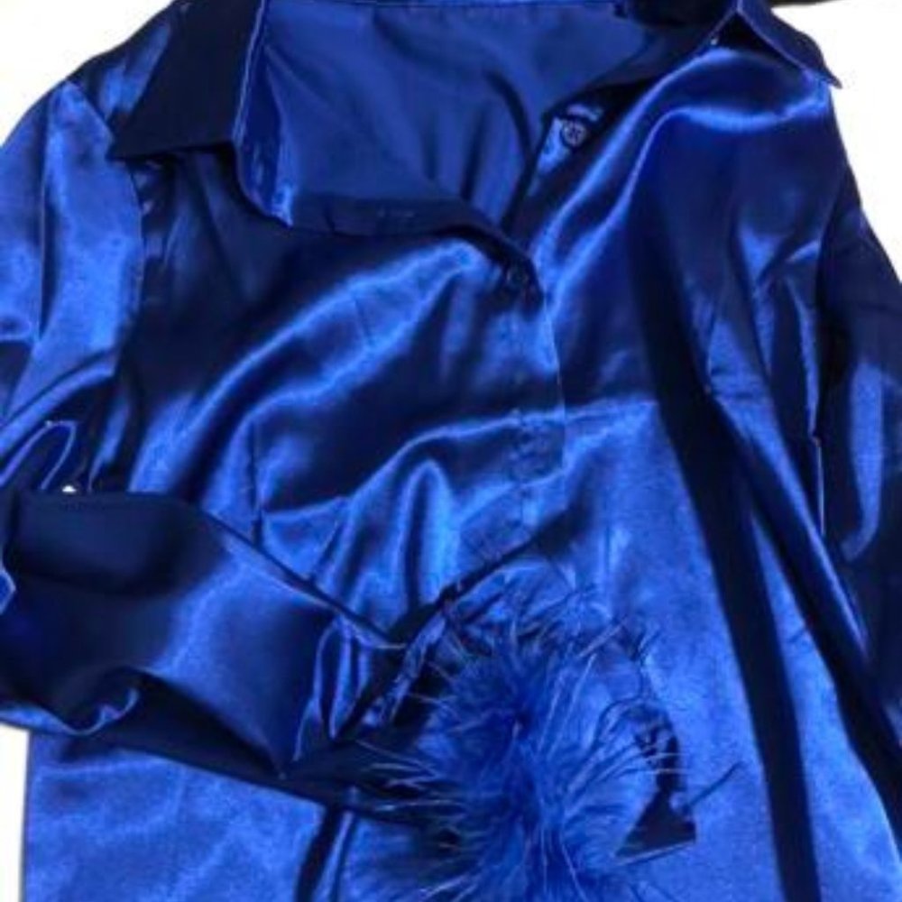 Statement Maker Fuzzy feather Cuff Blouse - Picture 6 of 7